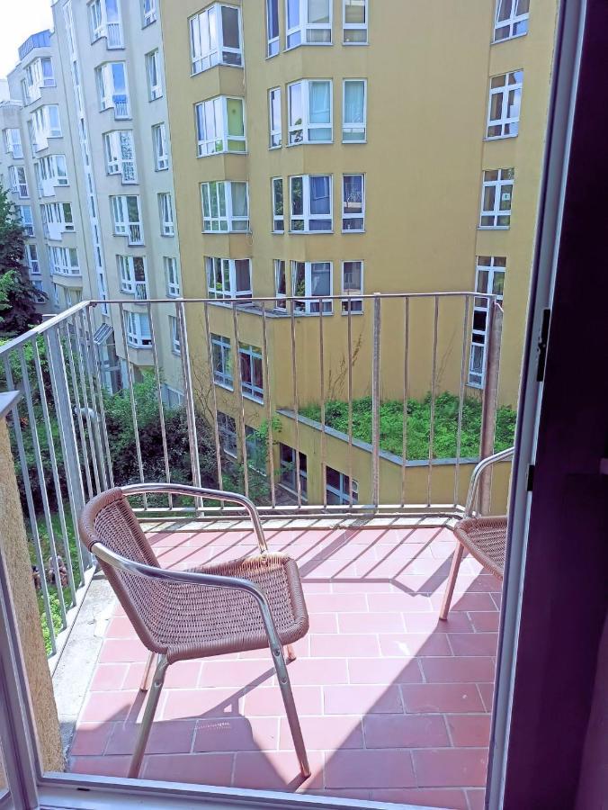 Puschkin Rooms Berlin Exterior foto