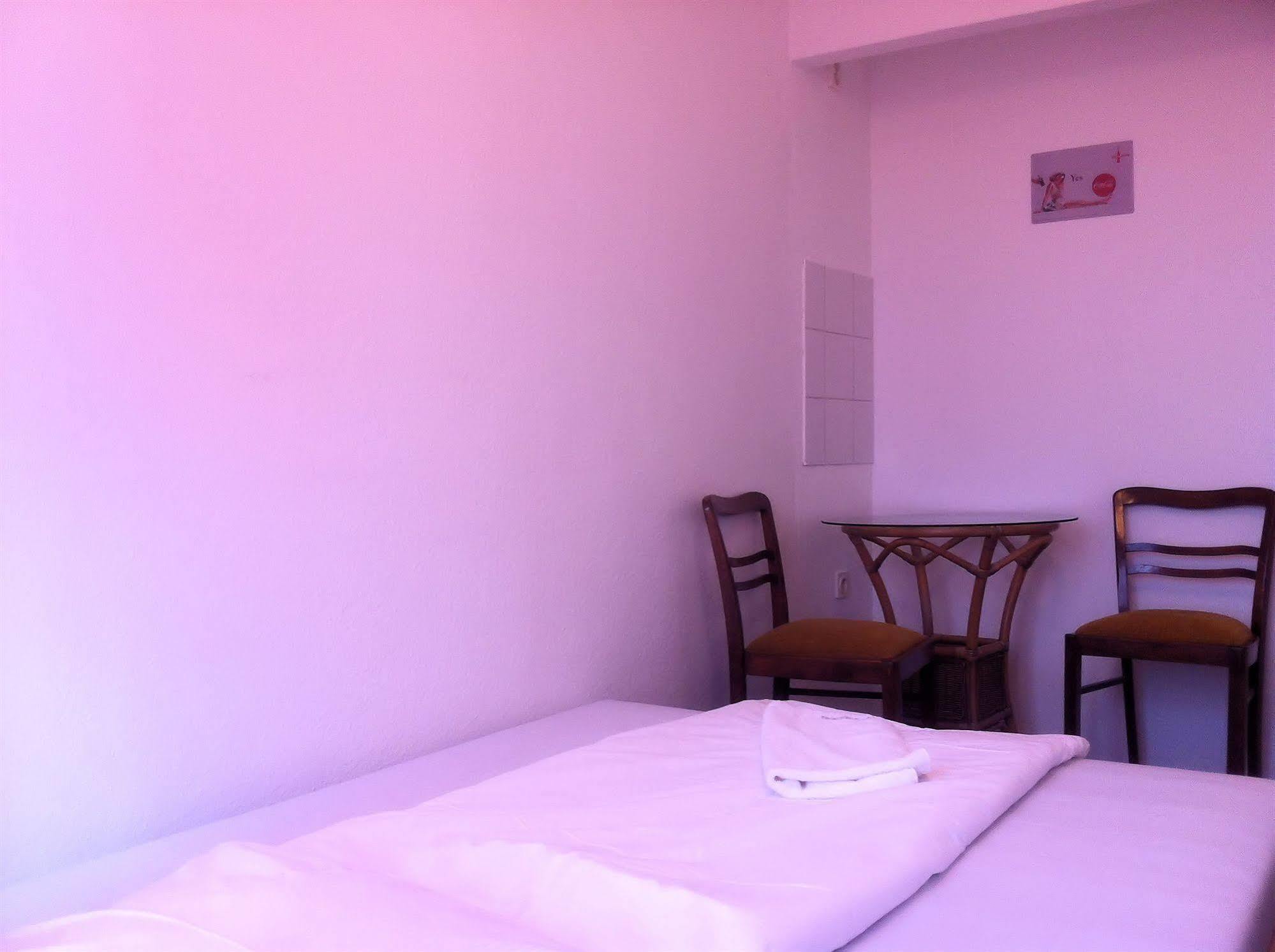 Puschkin Rooms Berlin Exterior foto